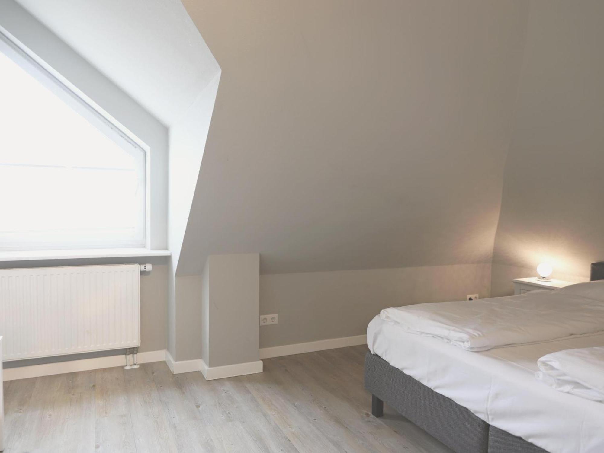 Andreas-nielsen-str. 12, W3 Apartment